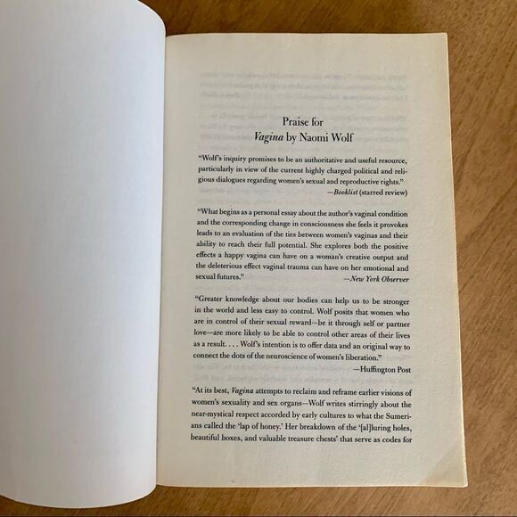 NY Times Bestseller VAGINA by Naomi Wolf - Picture 4 of 8